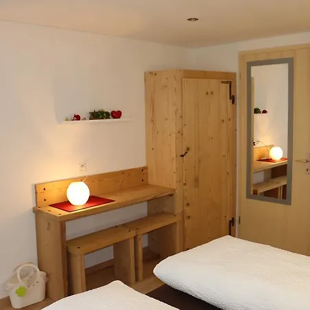 Chalet Hubeli 60 Iseltwald