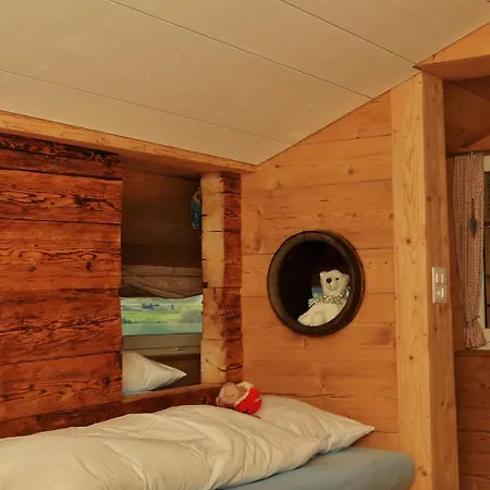 Chalet Hubeli 60 Iseltwald